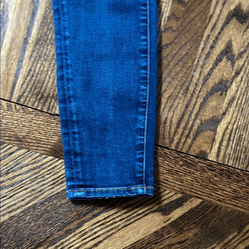 Lucky Brand Women's Dark Blue Skinny Jeans - Picture 5 of 8